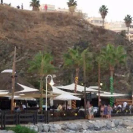 Torreon Del Mar ベナルマデナ