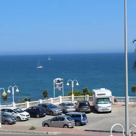 Torreon Del Mar * ベナルマデナ