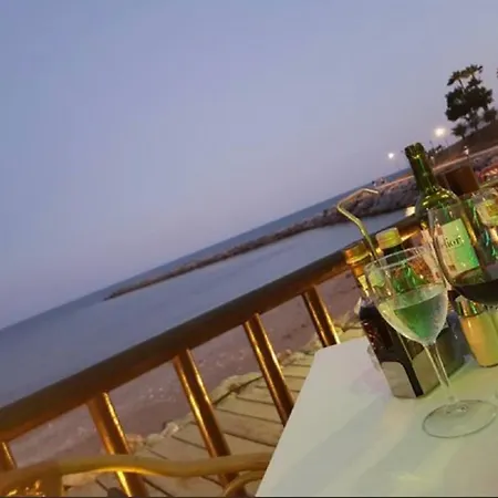 Torreon Del Mar ベナルマデナ